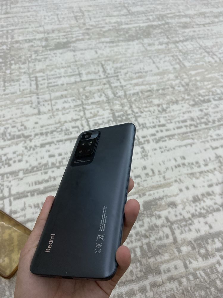 Redmi 10 в хорошем состояние
