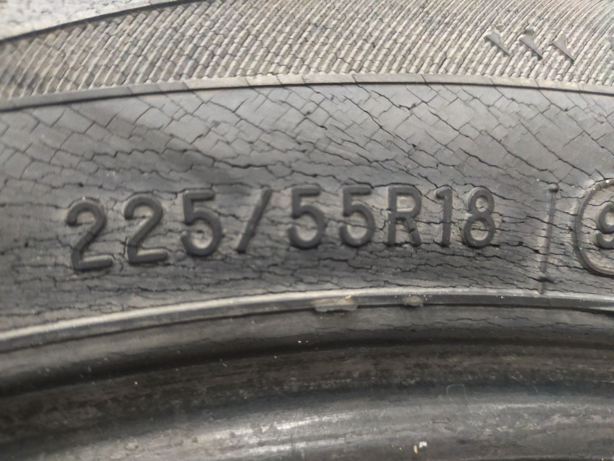 Шины 225,55,18, всесезонка на запаску.