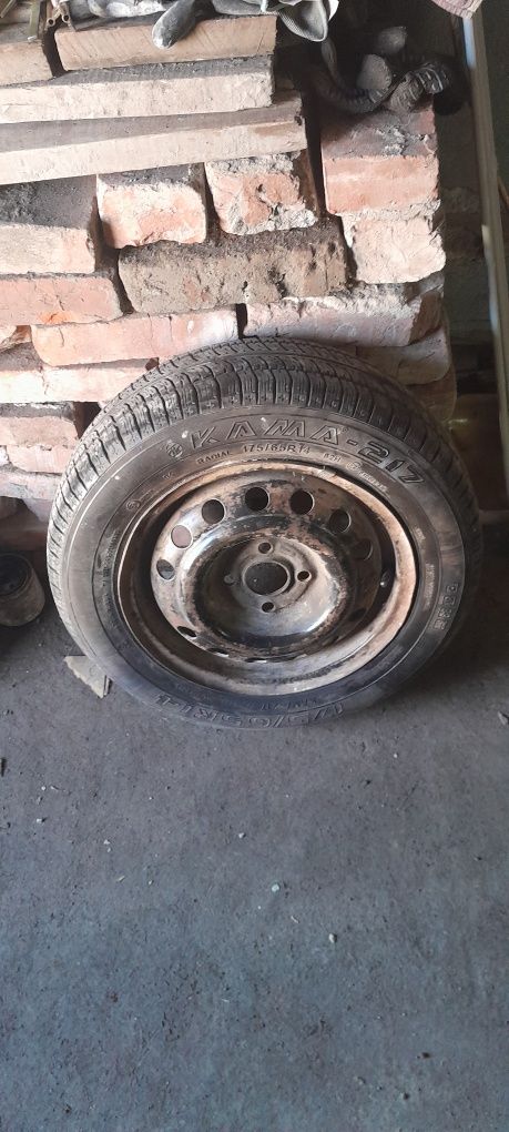 Продам калёса не дорого