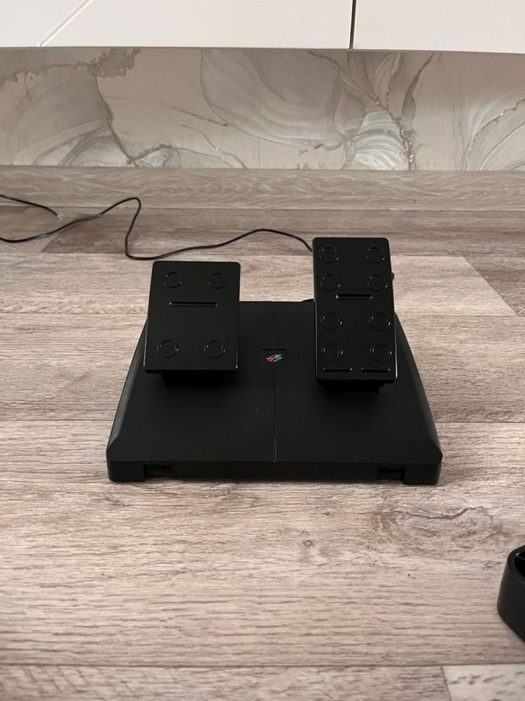 Продам руль для игр б/у в хорошем состоянии