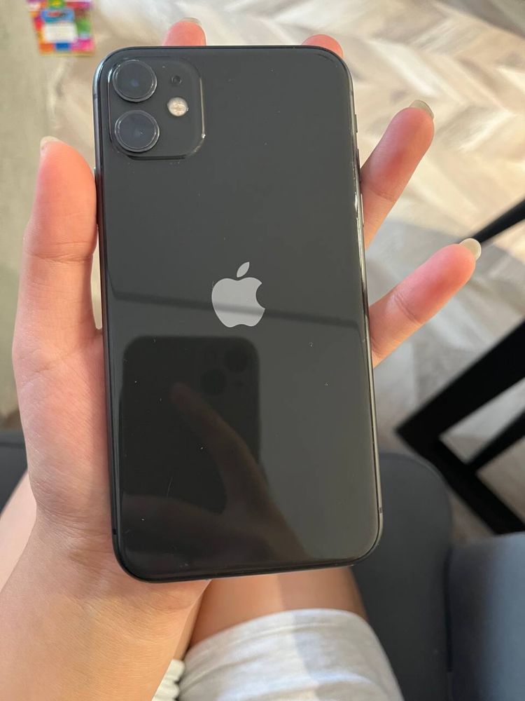 iPhone 11.