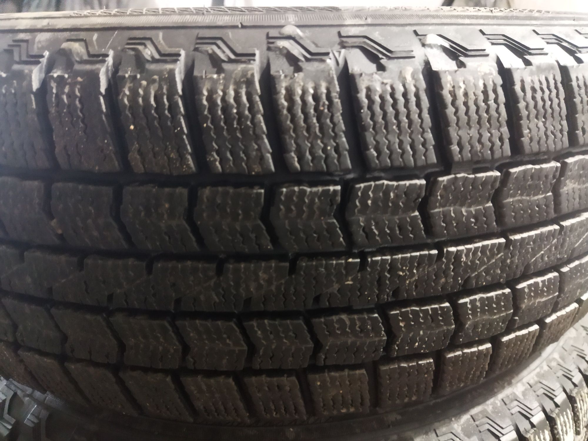 Продам шины 195/65/15