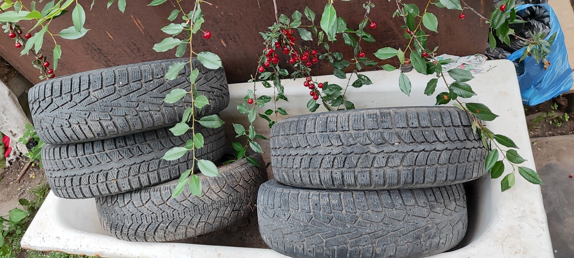 Диски штампы R15 4*108 с резиной
