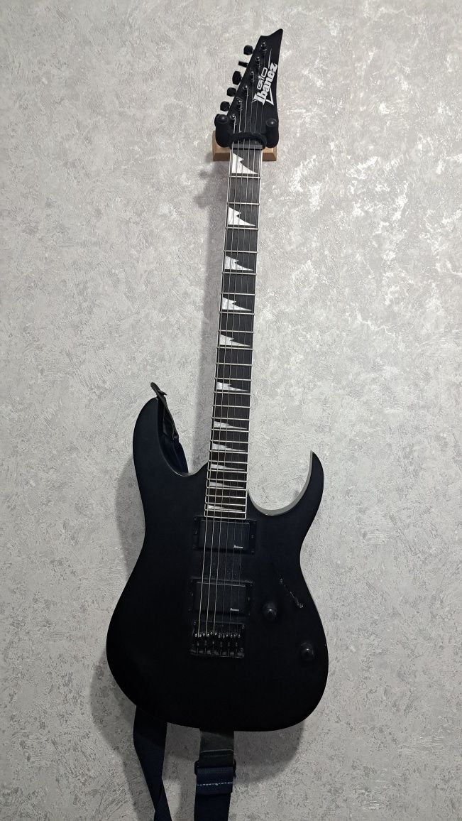 Ibanez  gio  121
