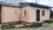 Дом из красного кирпича