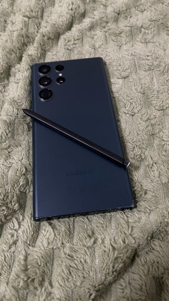 Samsung S22 ultra зеленый