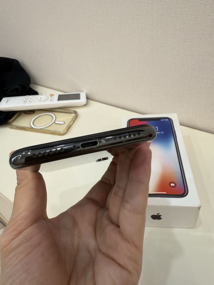 Продам айфон iphone X