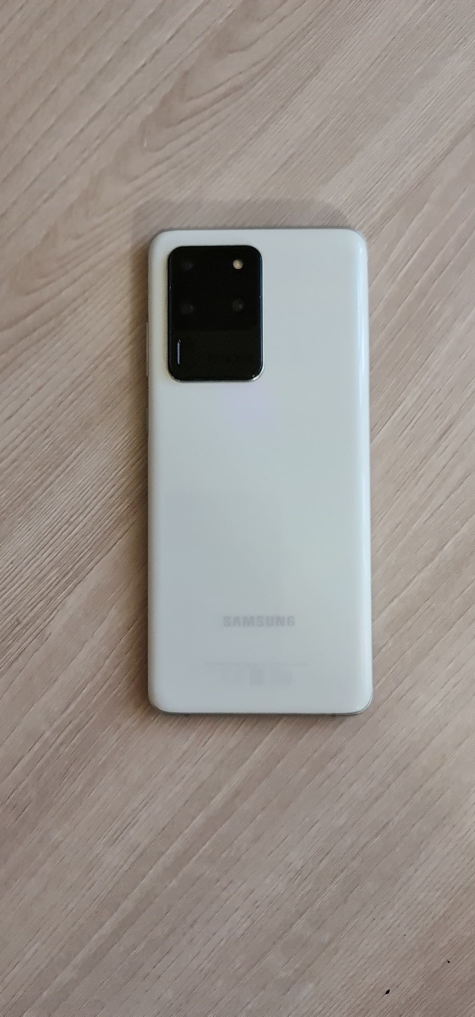Продам Samsung S20 Ultra
