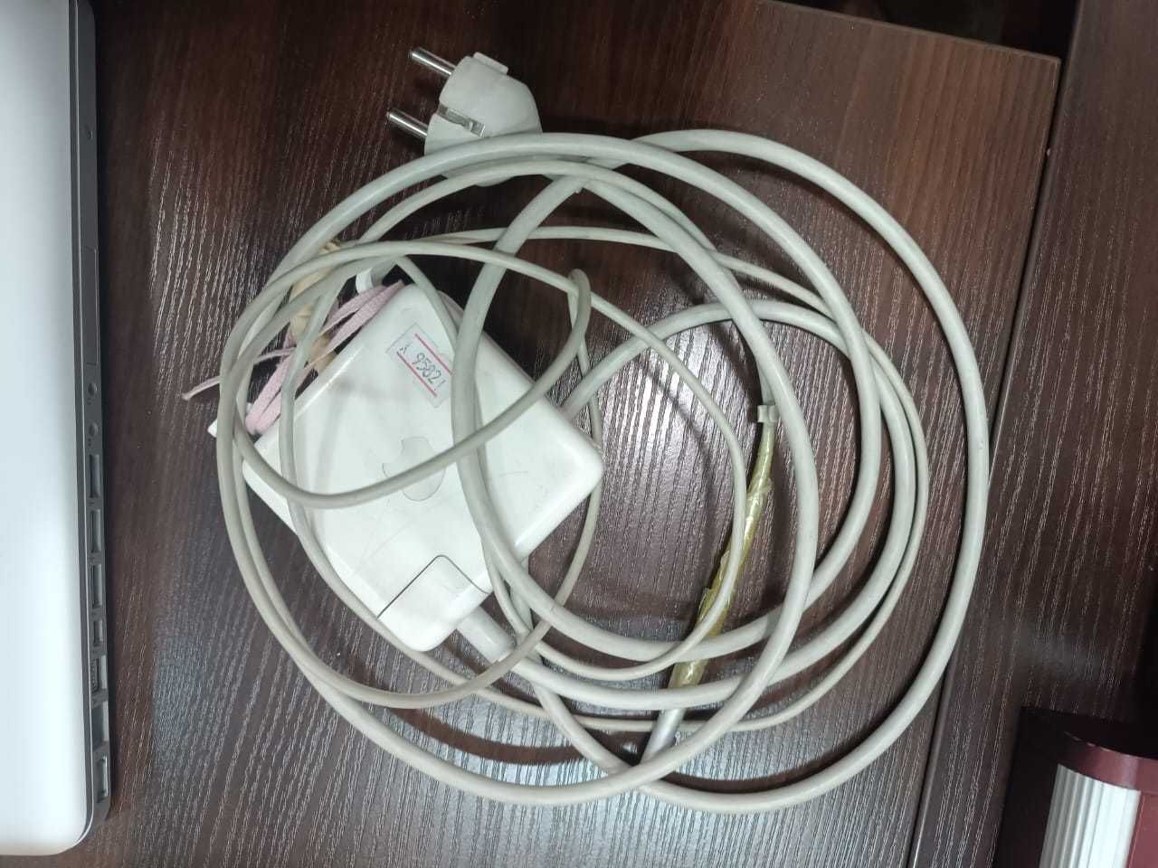 Продам ноутбук MacBook