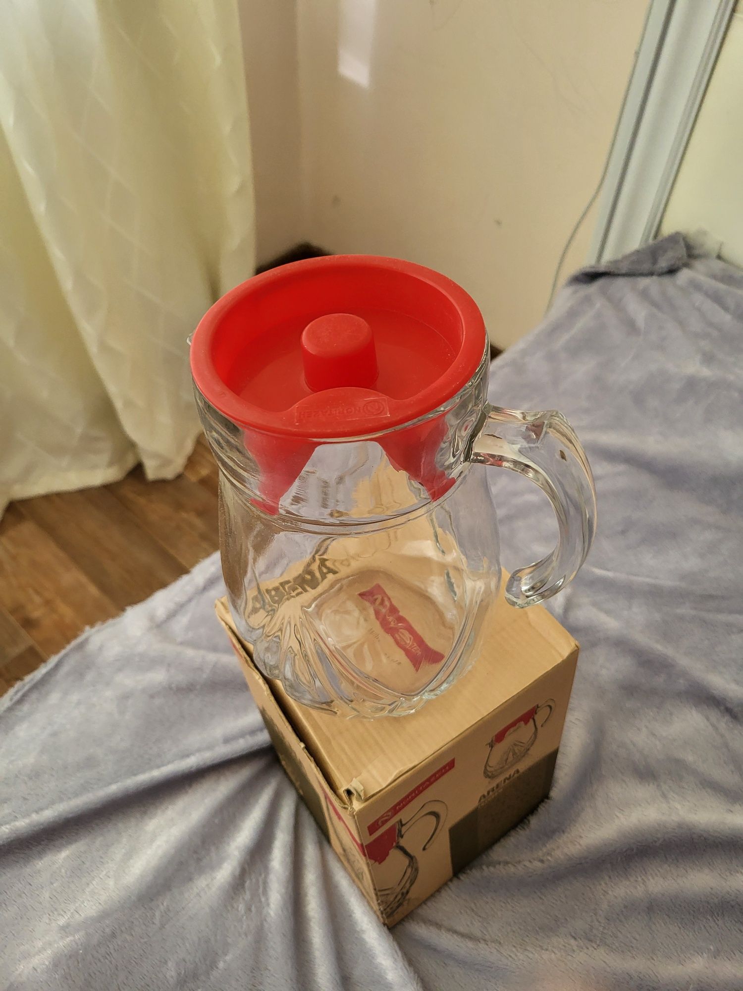 Продам новый графин