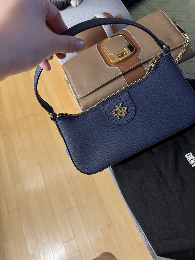 сумка DKNY как новая