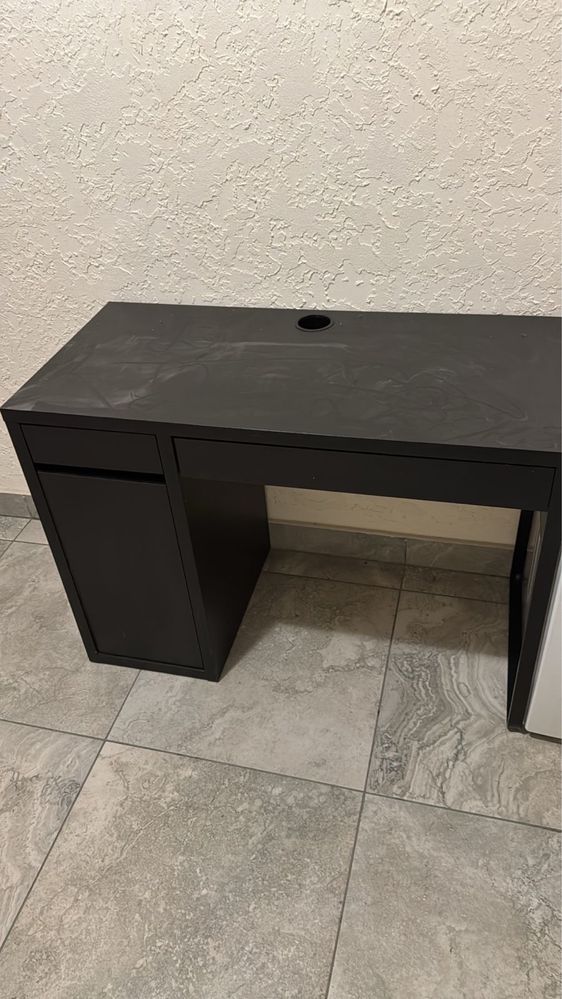 Стол IKEA рабочий