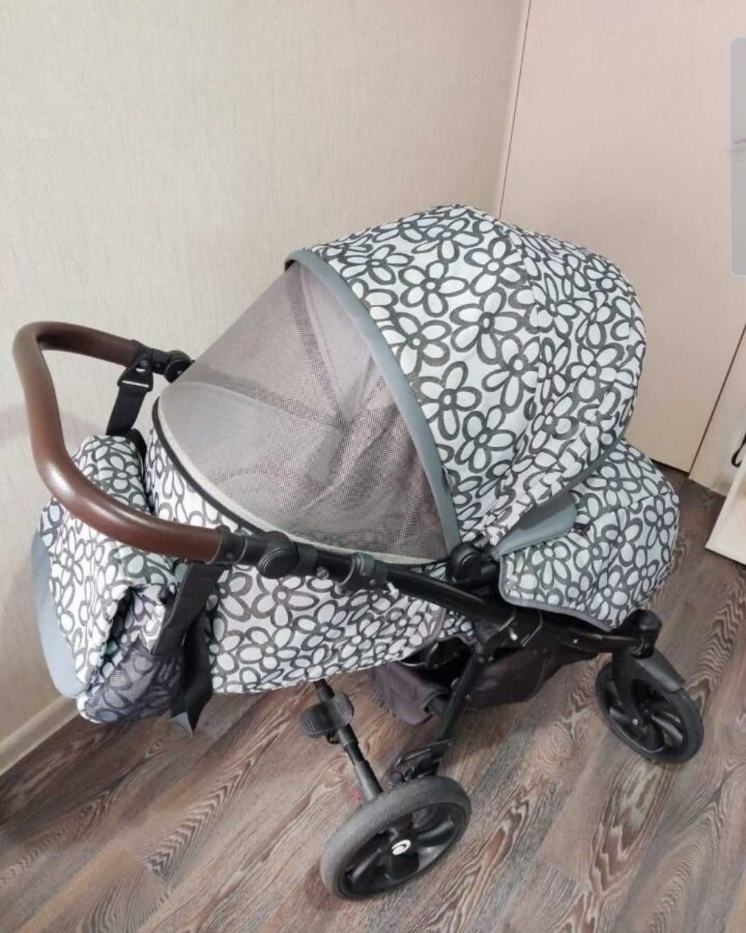 Детская коляска Tutis Nanni 2 в 1