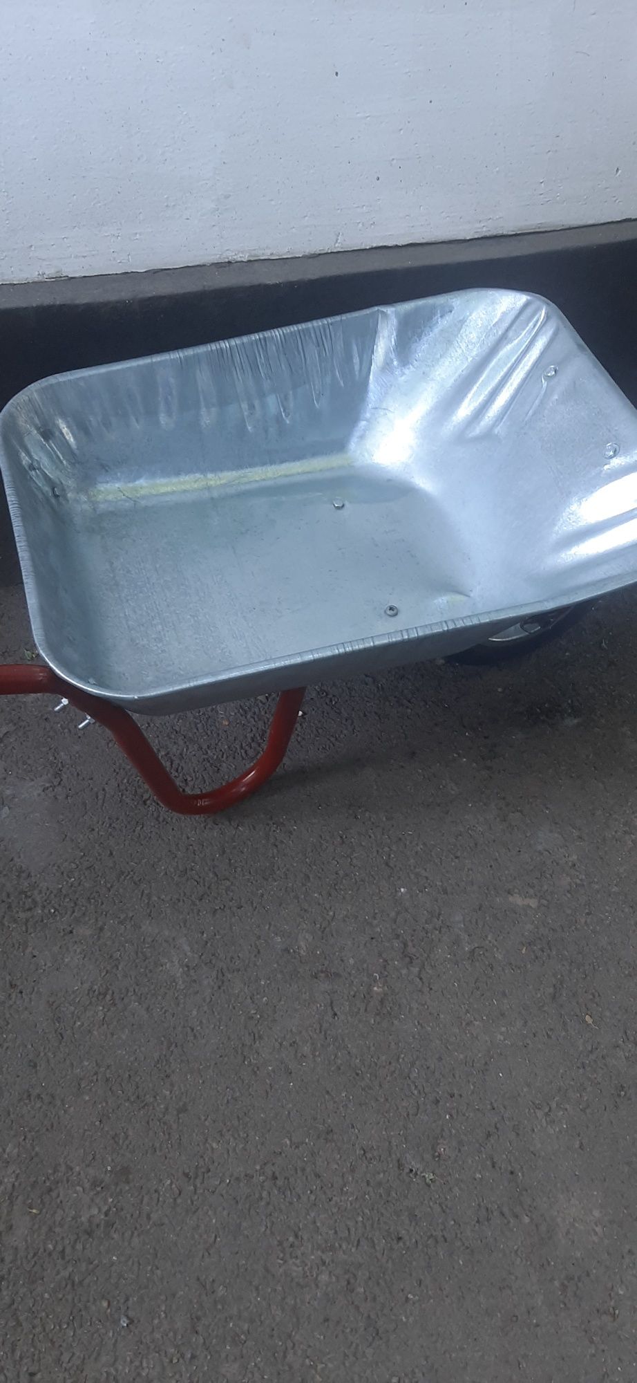 Продам садовую тележку