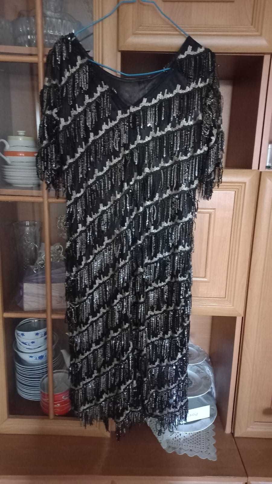 продам разные платья р.46-48