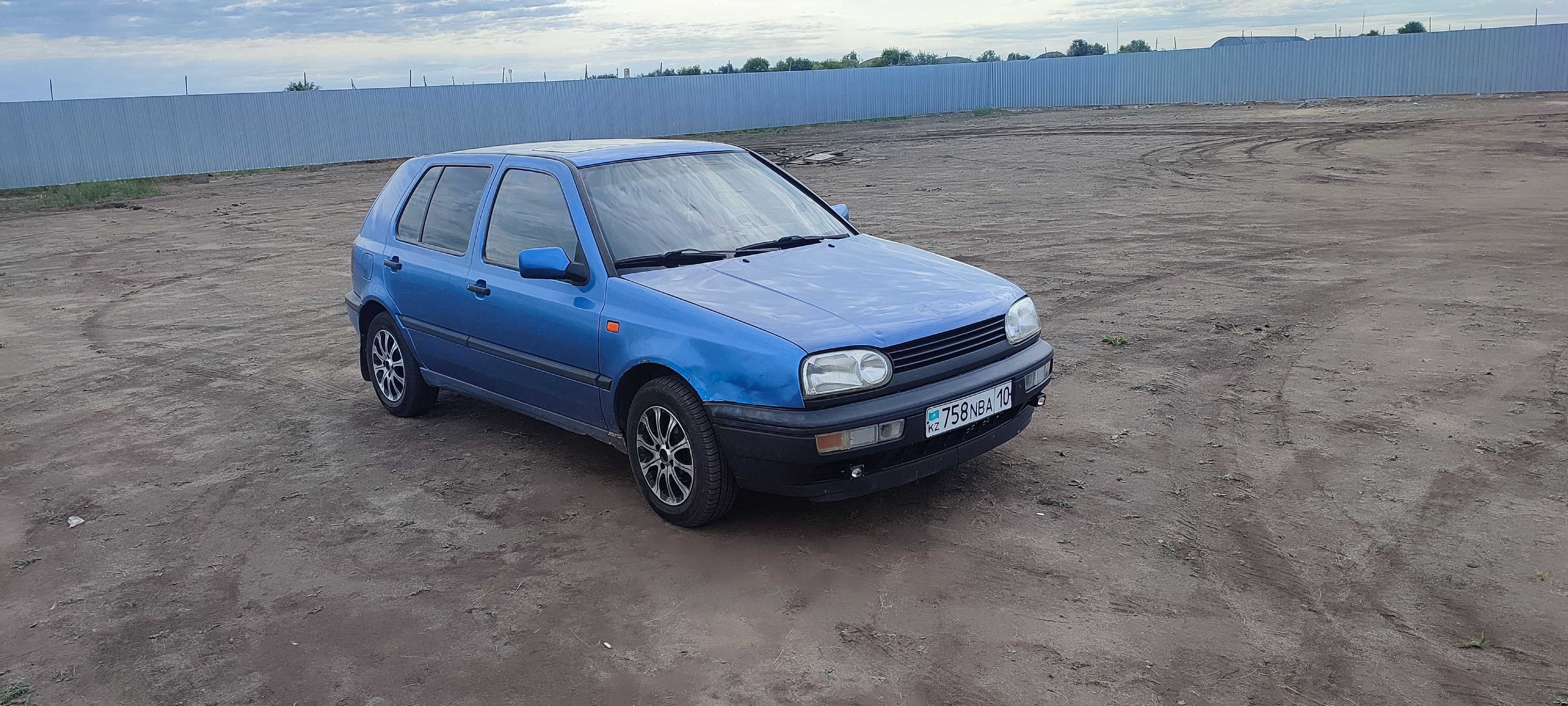 Гольф 3, 1992г 1.8 моно
