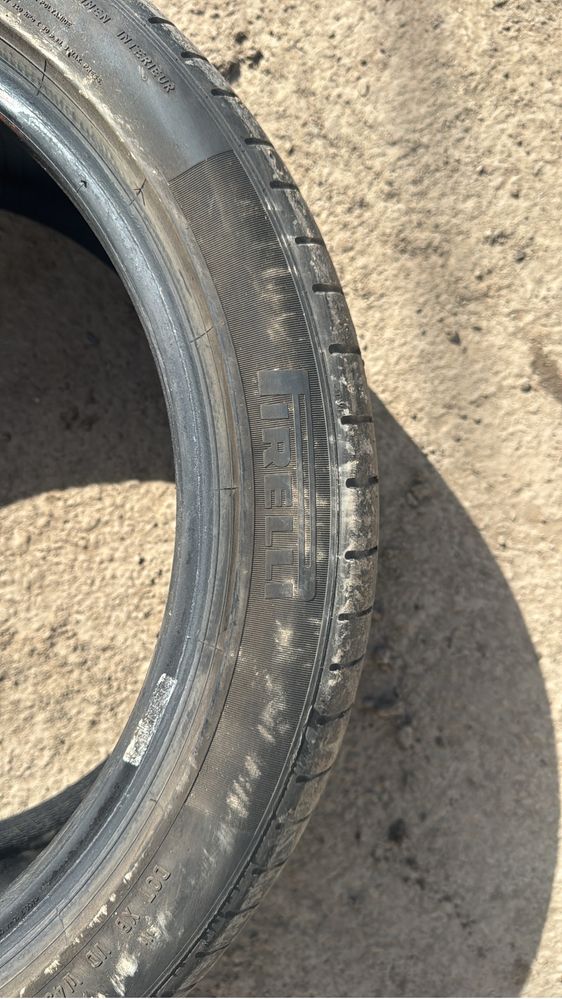 Продам резину (шину) 245/40 ZR18