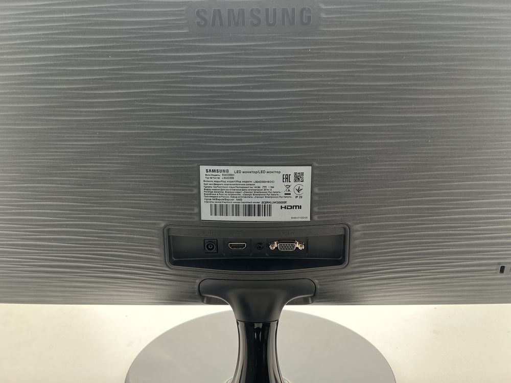 Монитор Samsung S24D332H
