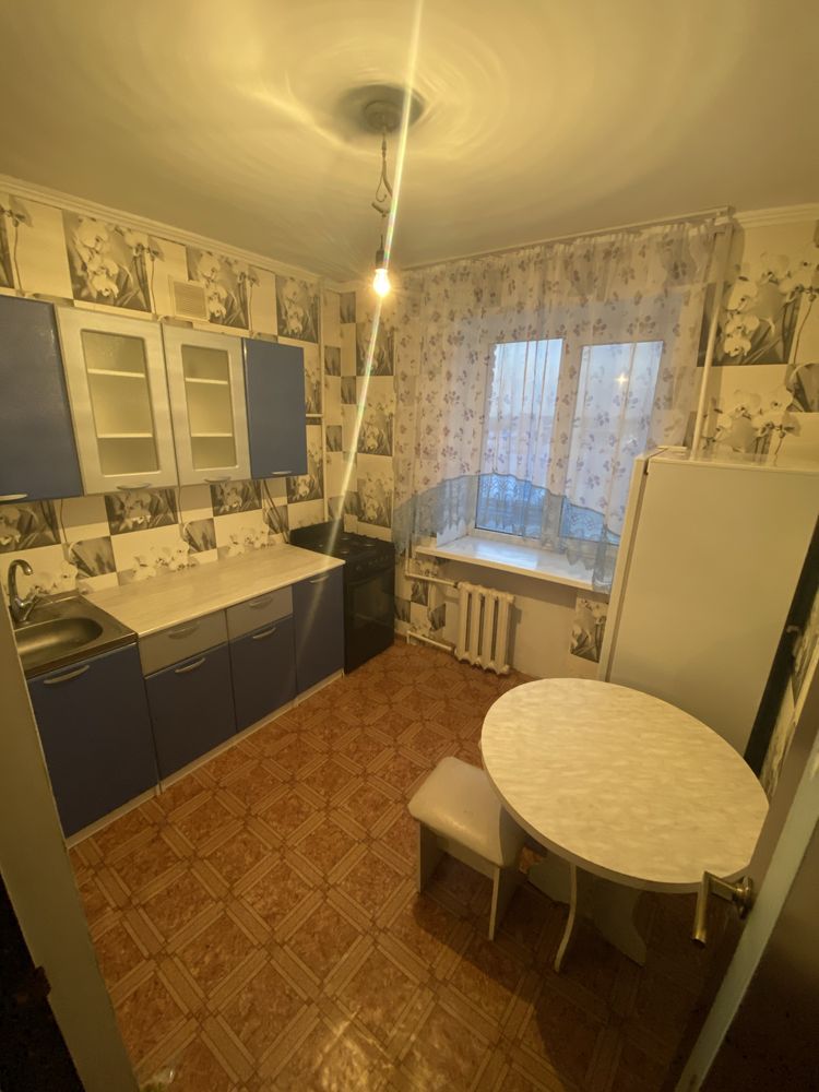 Продам 1 ком квартиру в 12 мкр