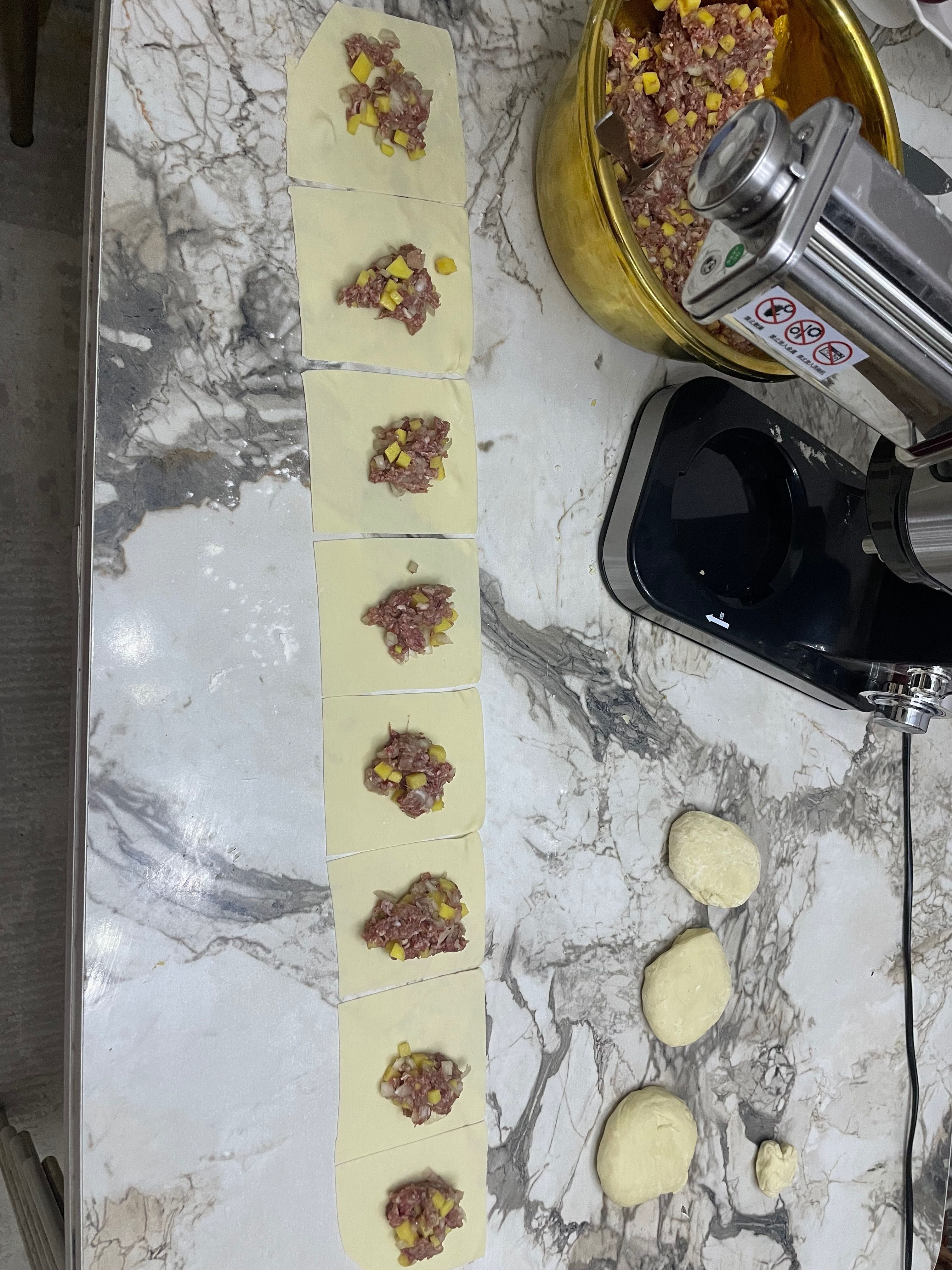 Продаю Новый кухонный комбайн Конка в коробке