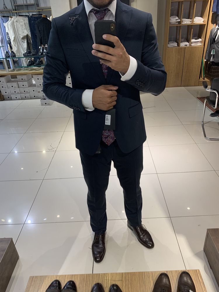 Продам костюм от CapOne