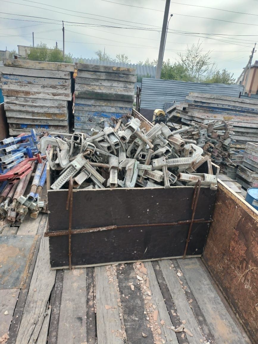 Опаловка ,леса ,балки, фанеры аренда и продажа.