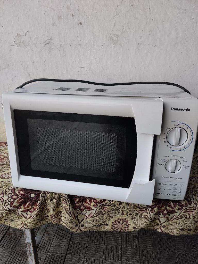 Микроволновка продам