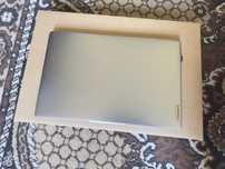 Lenovo  SSD 512 gb Ozu 8 gb .