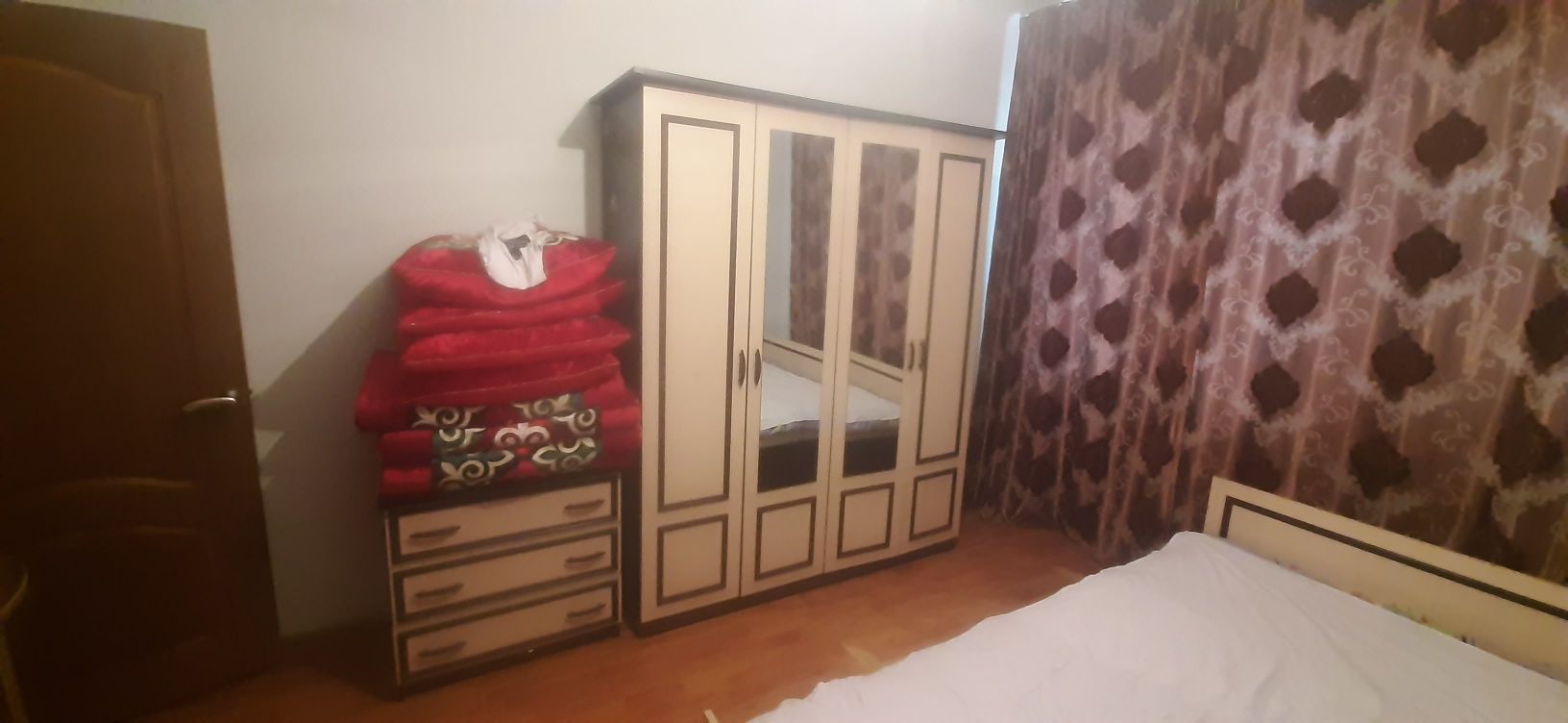Спальни гарнитур