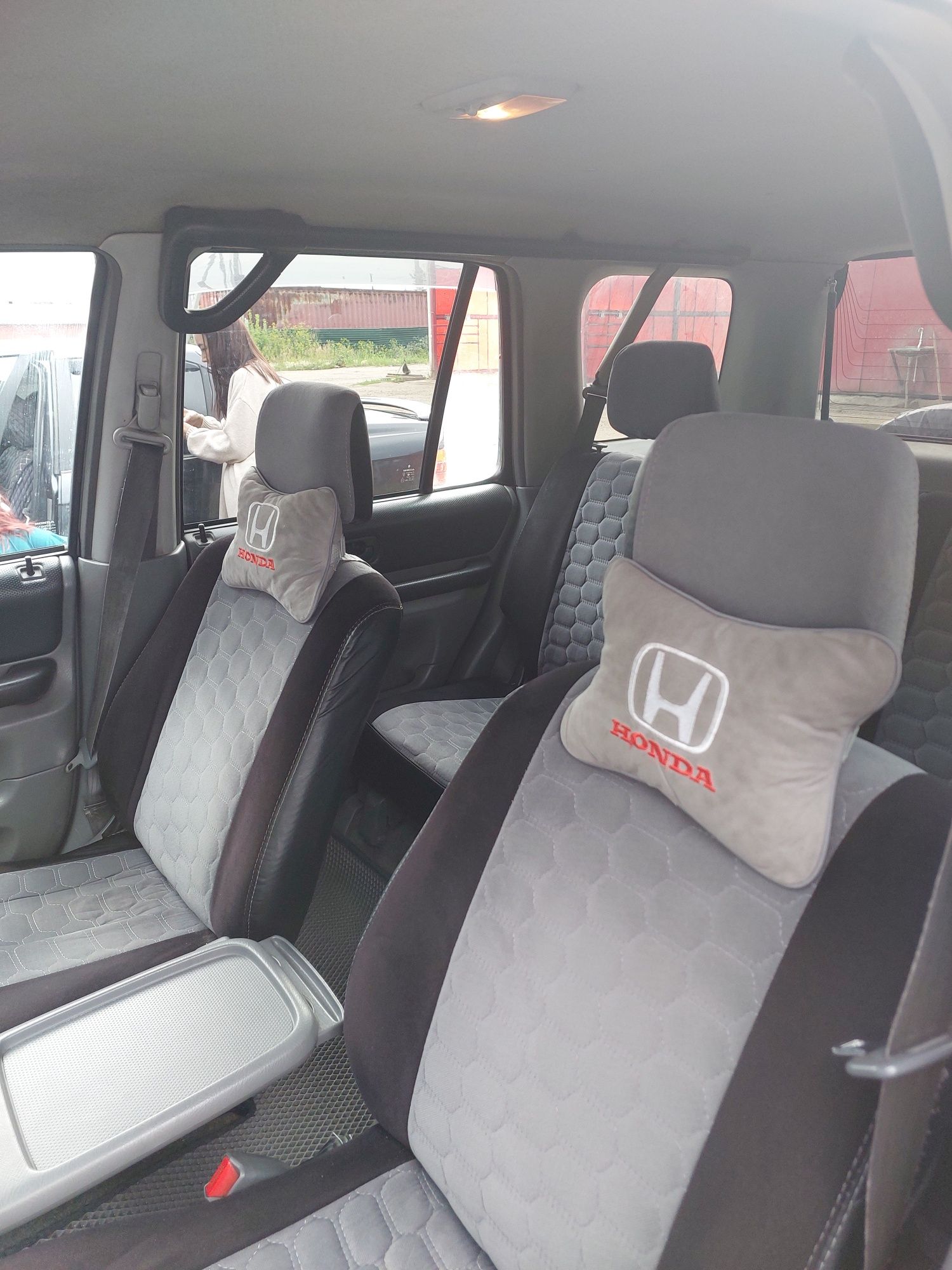 Продается Honda CR-V