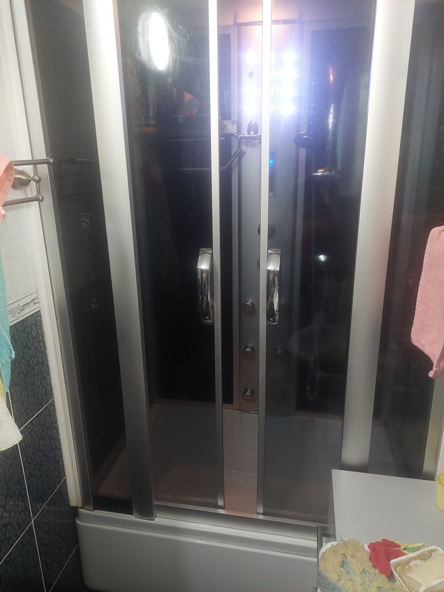 Продам душевую кабину