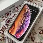 Iphone xc в хорошем состояние