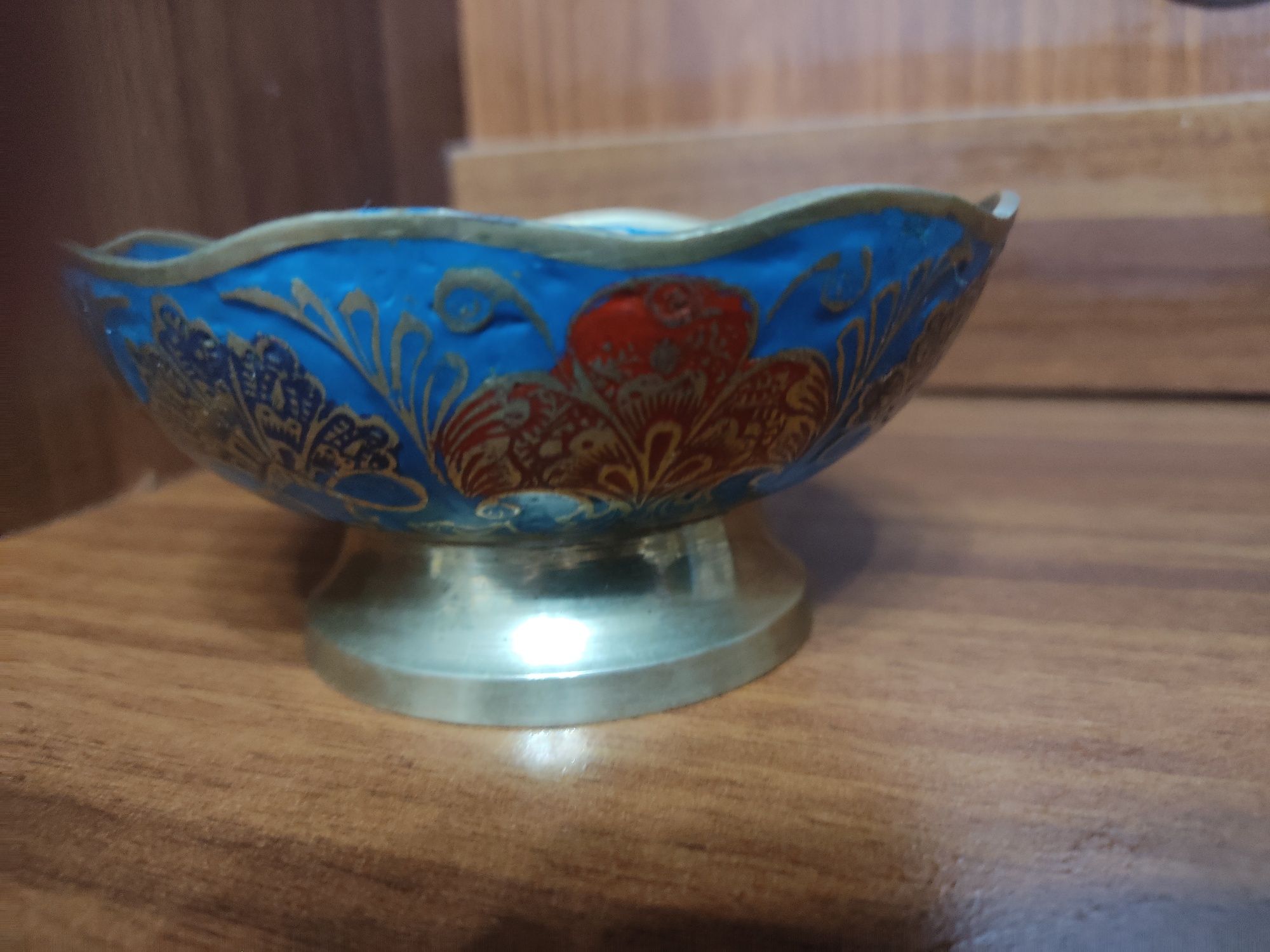 Продам индийские вазы