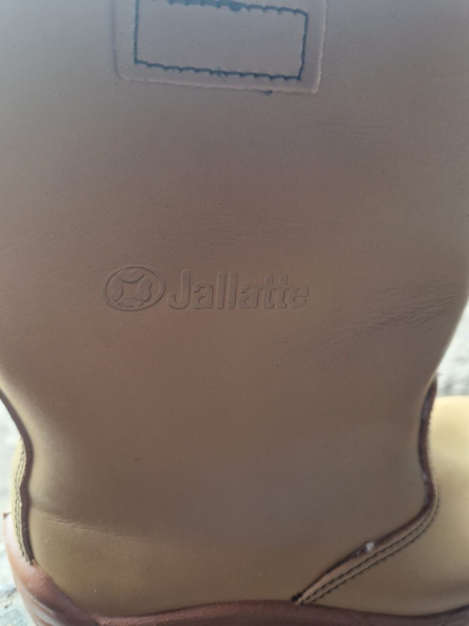 Продам женские safety сапоги Jallatte