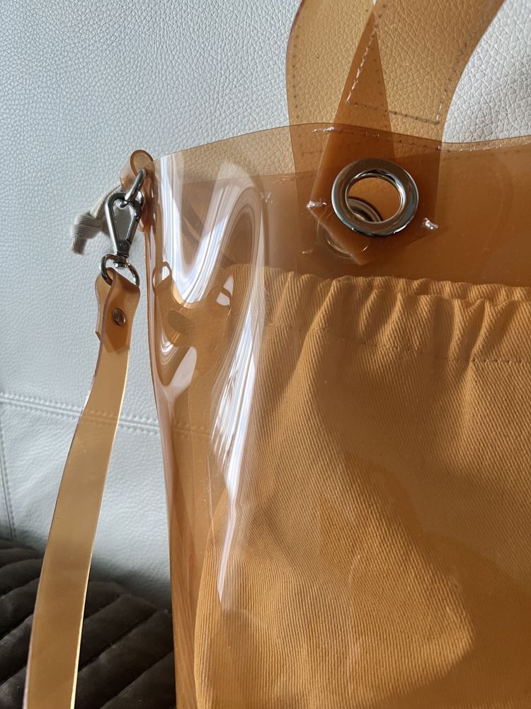 Виниловая сумка Zara