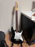 Продам электрогитару ibanez