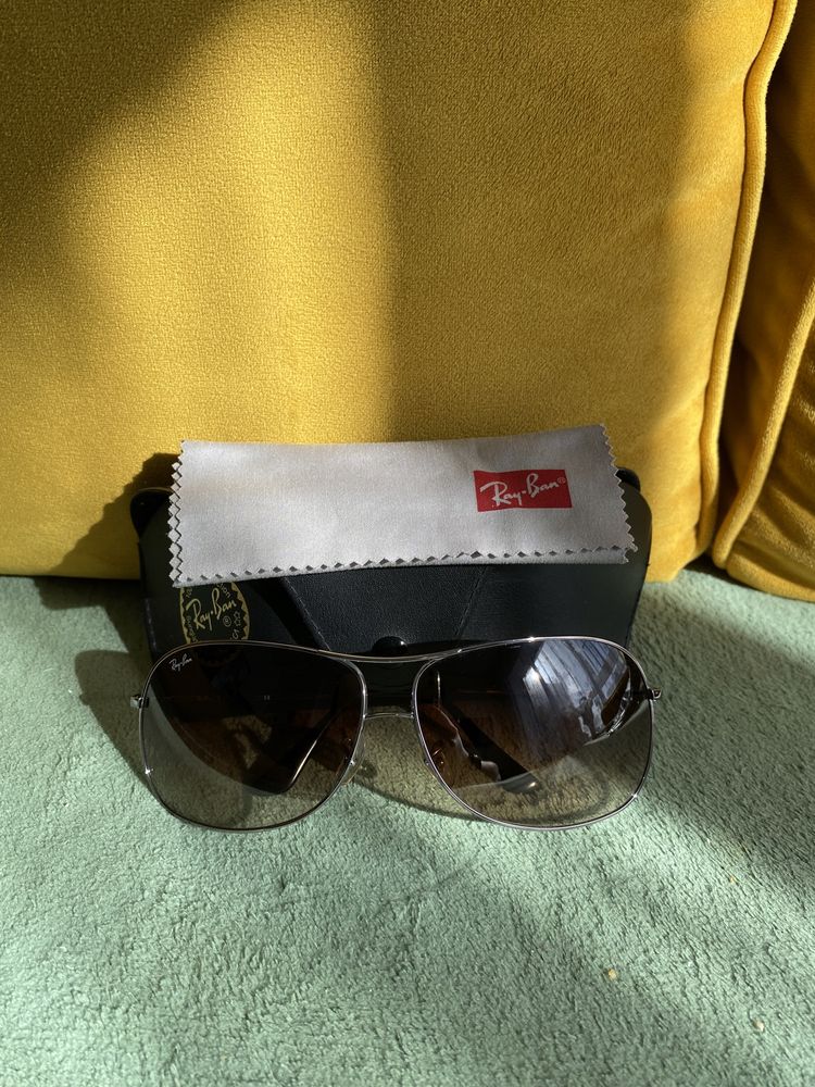 Очки Ray Ban с коробкой