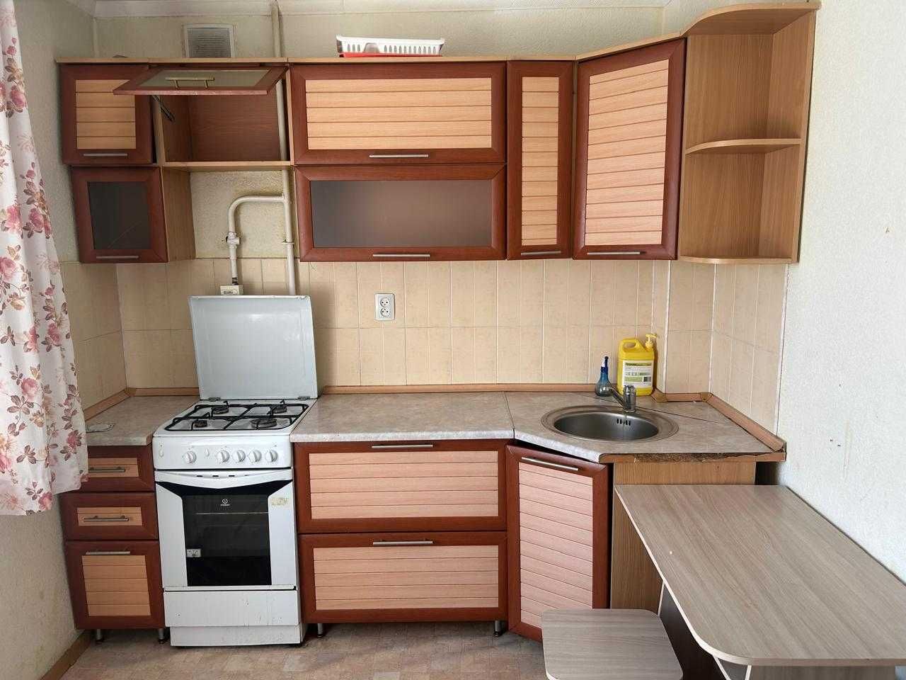 Продам  спокойно двухкомнатную квартиру в Центральном мкр