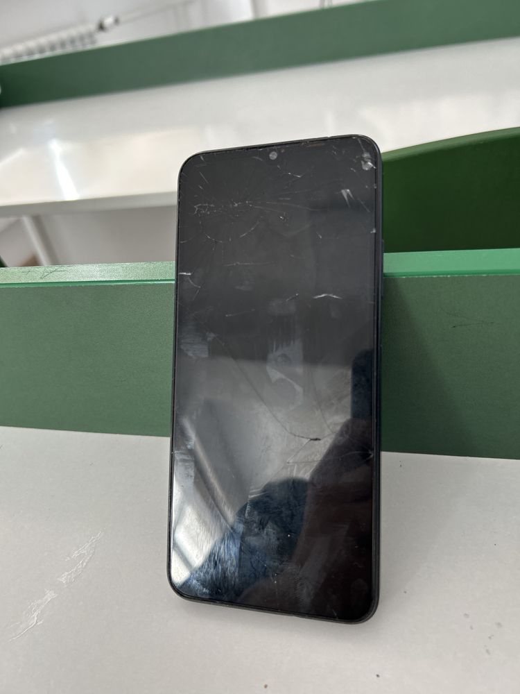 Realme c33 на запчасти