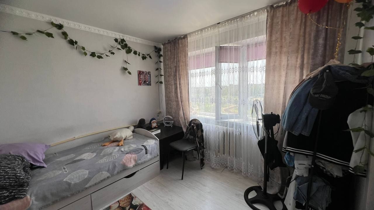 Продаётся 4х комнатная по ул. Жалиля 11 на 5 этаже