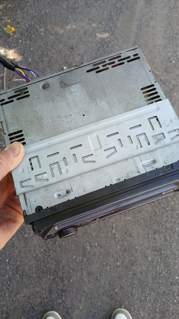 Магнитола     Sony