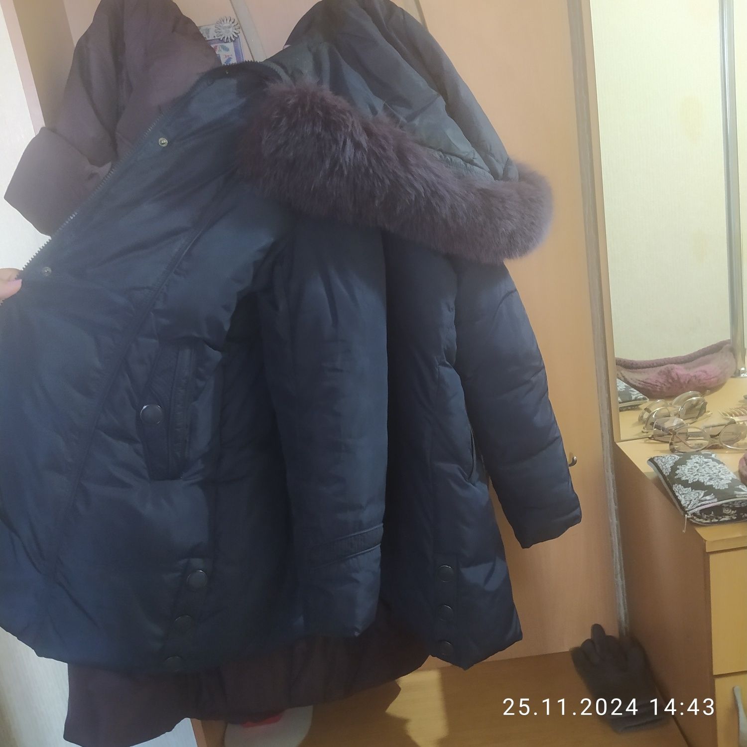 Продам новый пуховик
