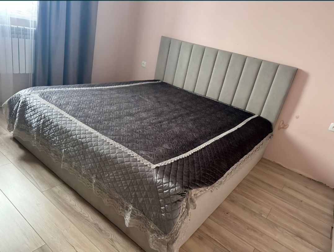 Продам кровать 180/200. В отличном состоянии.