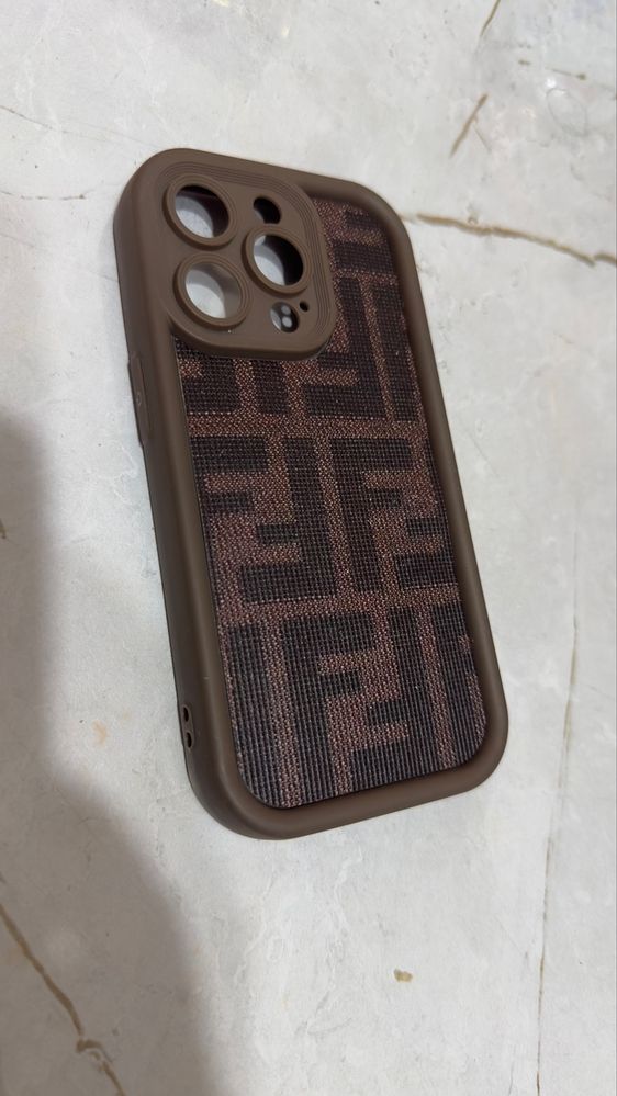 Чехлы на iPhone 14pro
