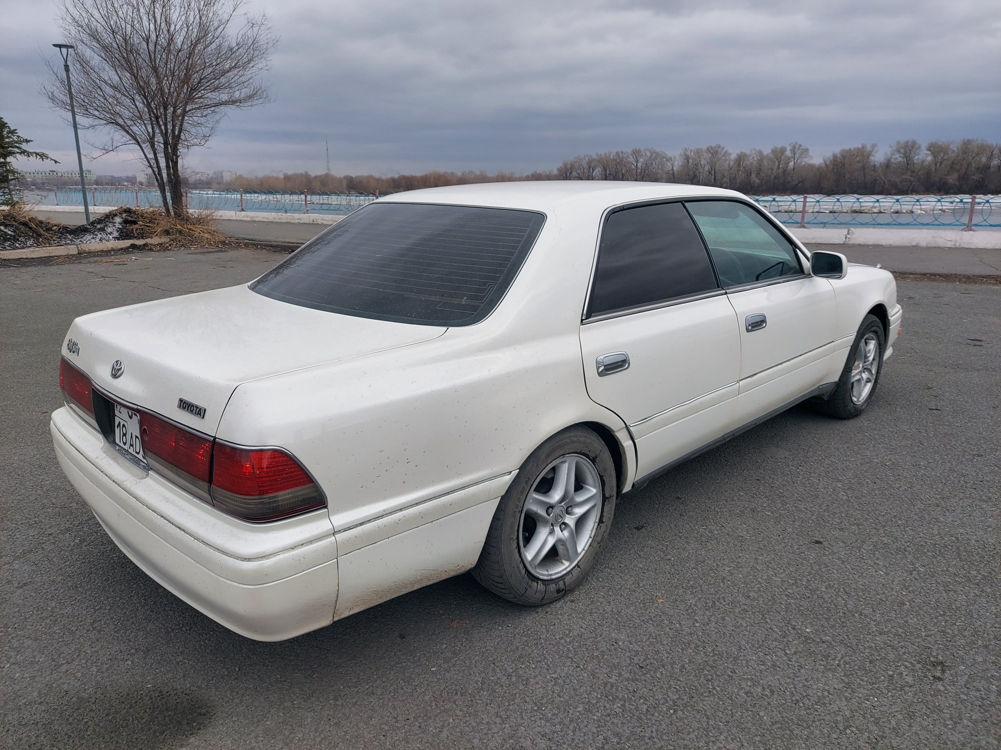 Продам Toyota Crown