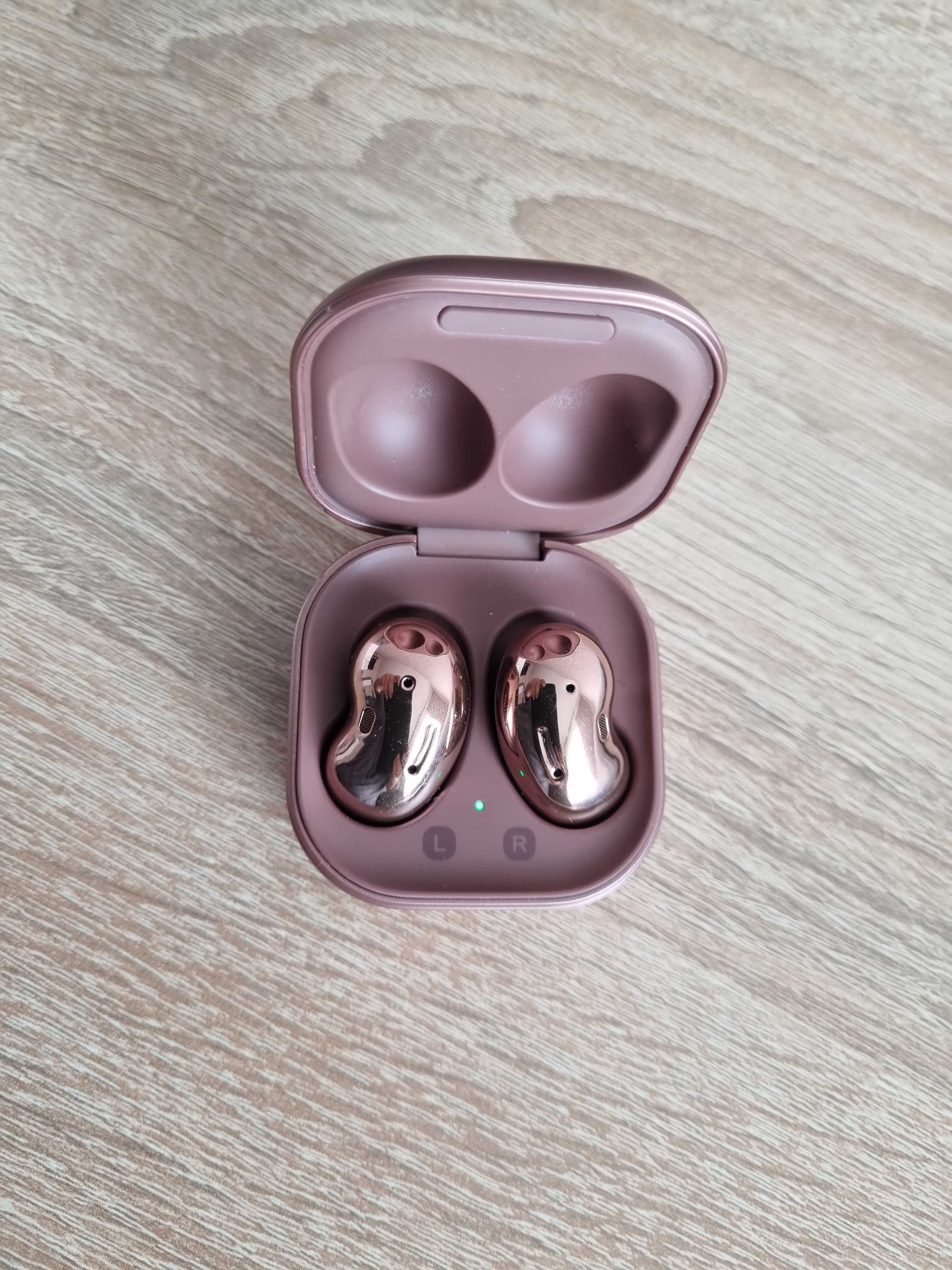 продам Samsung Galaxy Buds Live