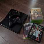 Продам xbox 360 с играми