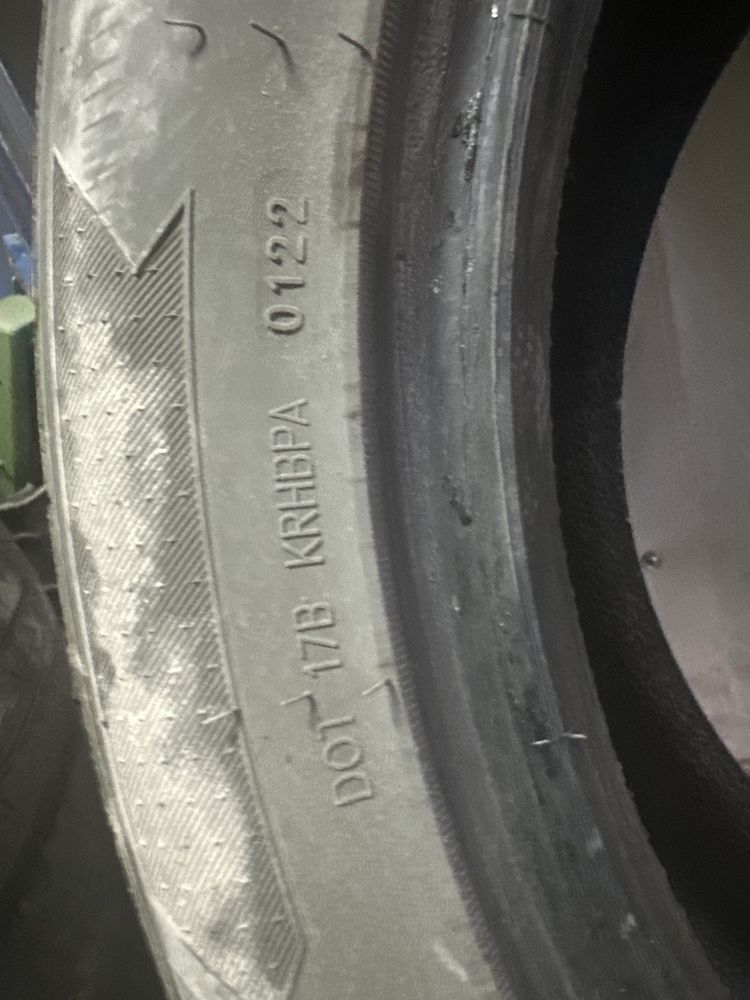 Продам б/у резину 225/55/18R