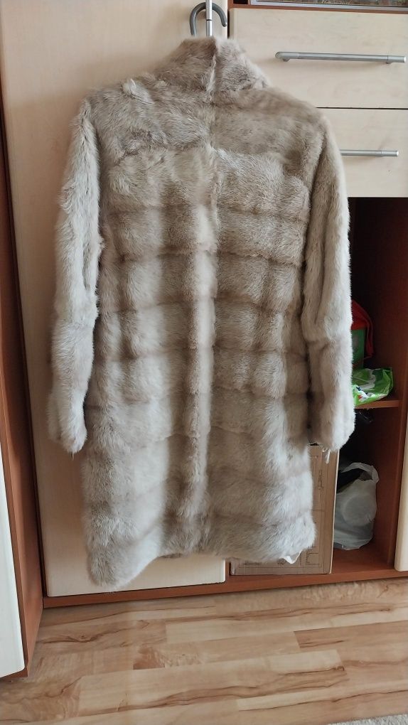 Продам норковую шубу