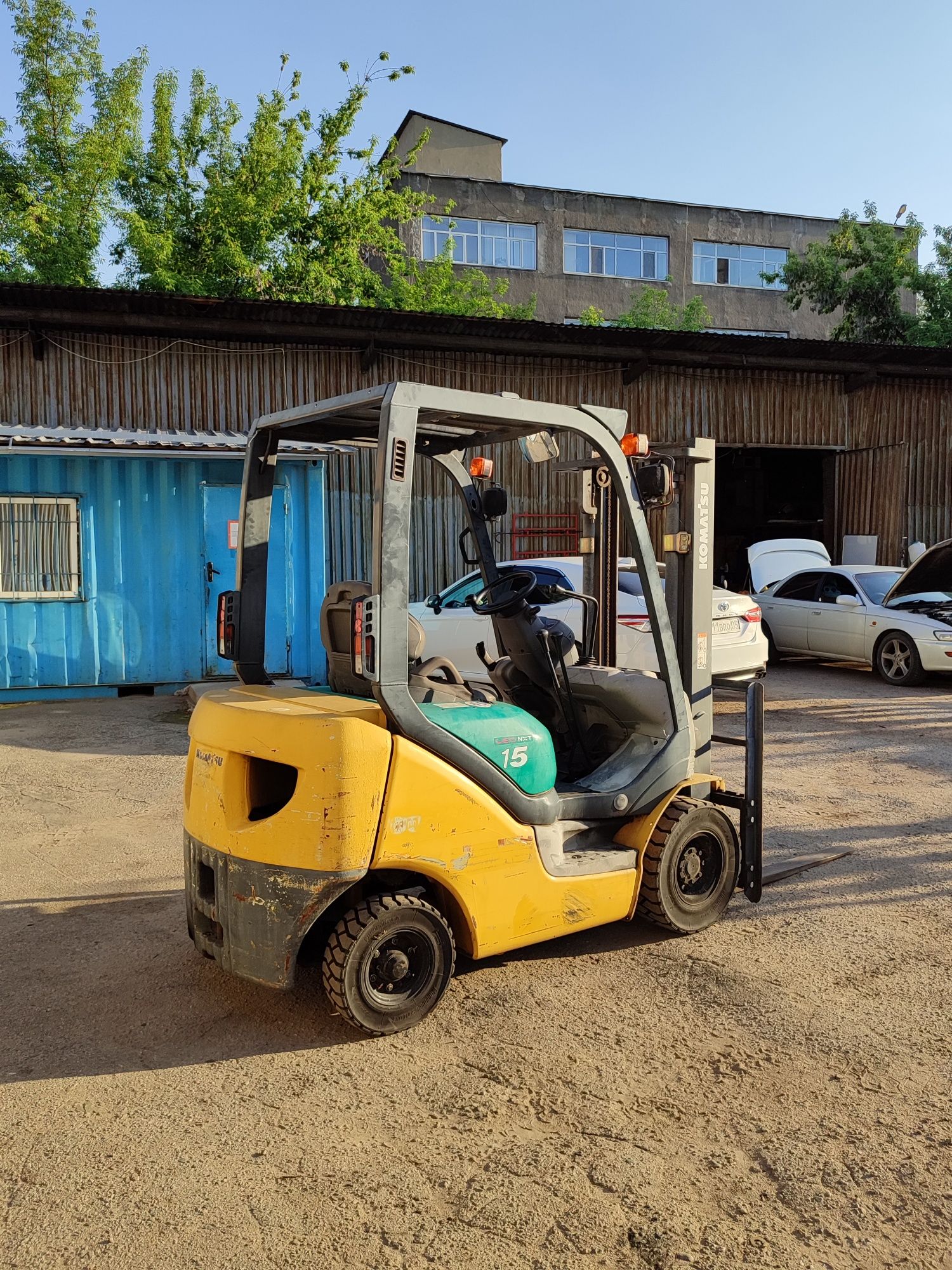 Вилочный Погрузчик 1.5 т. бензин Komatsu FG15-18